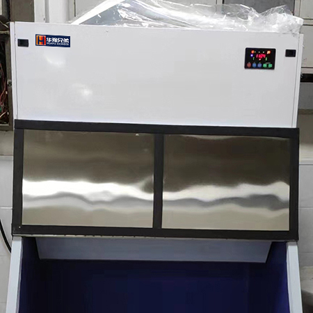 3台1000公斤方块制冰机交付某大学使用