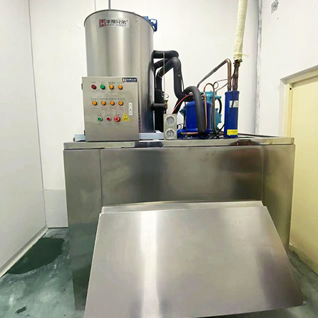 2吨全不锈钢片冰机交付湖南某食品厂使用